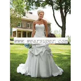 Strapless ball gown sweetheart wedding dress