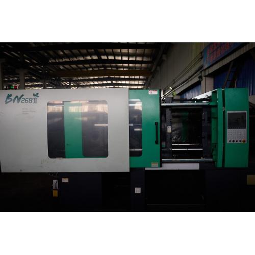 BN268II B HYDRAULIC PLASTIC INJECTION MACHINE