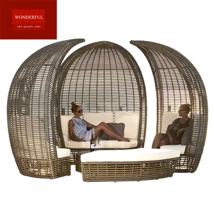 Wholesale Outdoor Seaside Wicker Sun Bed