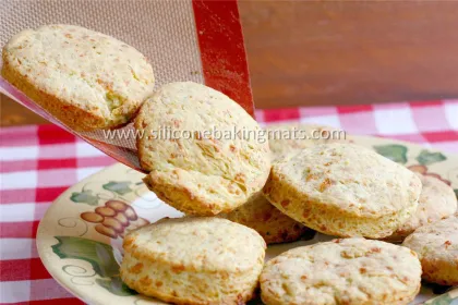 Red Silicone Baking Mat