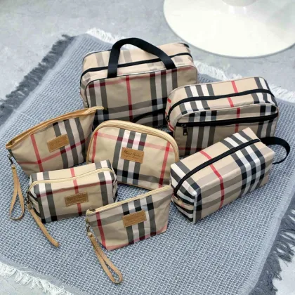 Korean version of makeup bag Female nylon plaid portable cosmetic toiletry storage bag waterproof large capacity