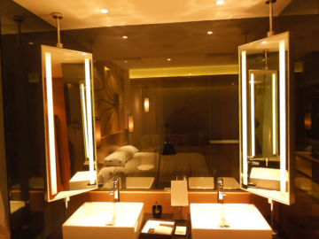 Hotel 180 angle rotatable mirrors with aluminum edge,rotating bathroom mirrors,salon mirror