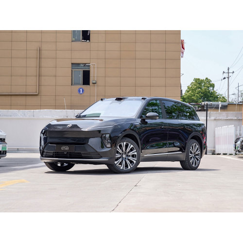 宽敞的高性能六座SUV NIO ES8