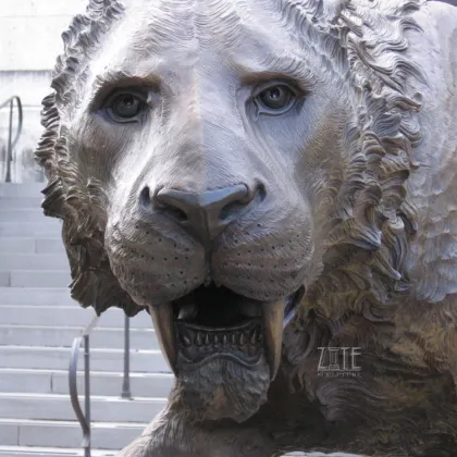 Garden metal animal sculpture bronze saber-toothed tiger statue