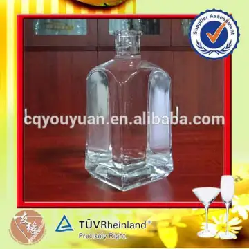 Hot selling rock top style 700ml clear french square glass bottle