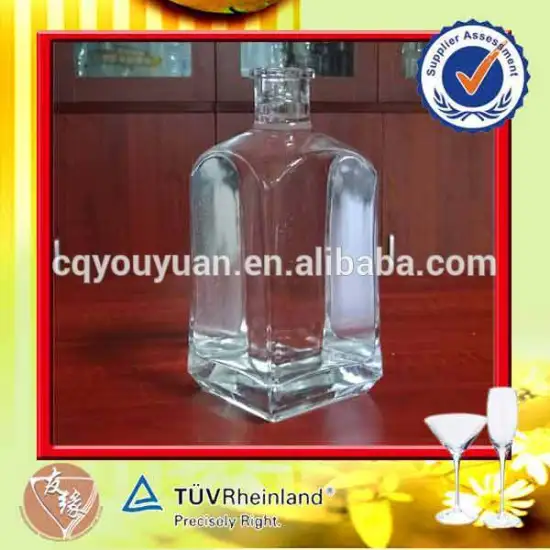 Hot selling rock top style 700ml clear french square glass bottle