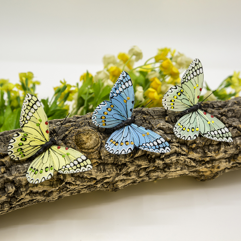 Mariposa, en, árbol de navidad