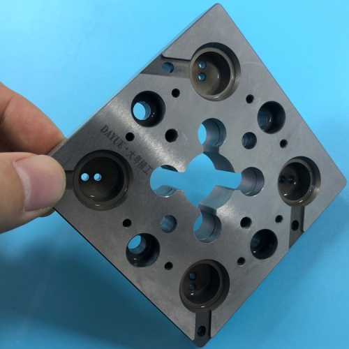 Milled Parts for the Mechanical Engineering