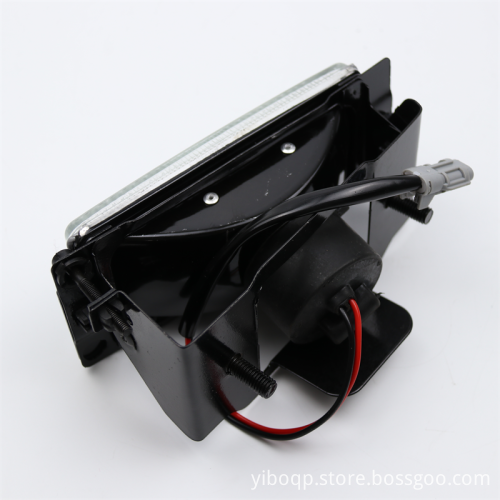 Isuzu NKR/NPR Fog Light - Truck Driving Lamp Spare Parts