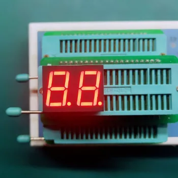 Custom Red Color Common Anode 0.56 Inch 2 Digit LED 7 Segment Display Module