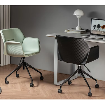 Kursi Kantor Eksekutif Modern dengan Desain Putar Kulit