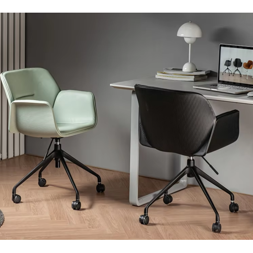 Kursi Kantor Eksekutif Modern dengan Desain Putar Kulit