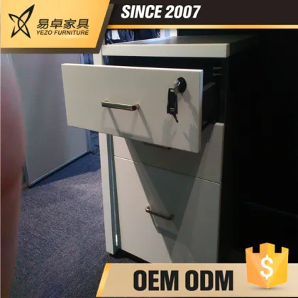 Modular 4-seats office furniture executive office furniture partitions