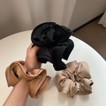 Fashionable Large Size Hair Scrunchies: Comfortable Hair Accessories for Ladies and Girls