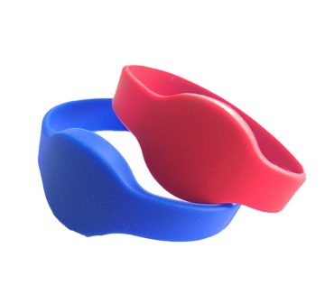 Customizable NDEF 213 NFC Silicone Wristbands: The Ultimate Payment and Phone Access Solution
