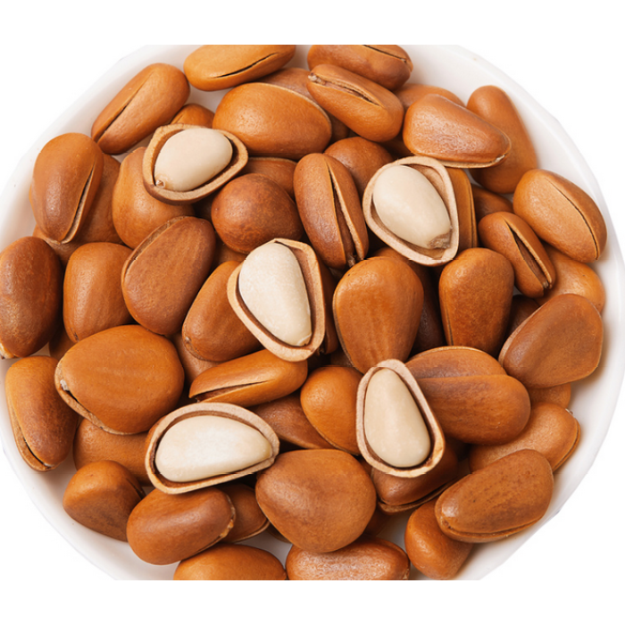 Deliciosos pinhões abertos