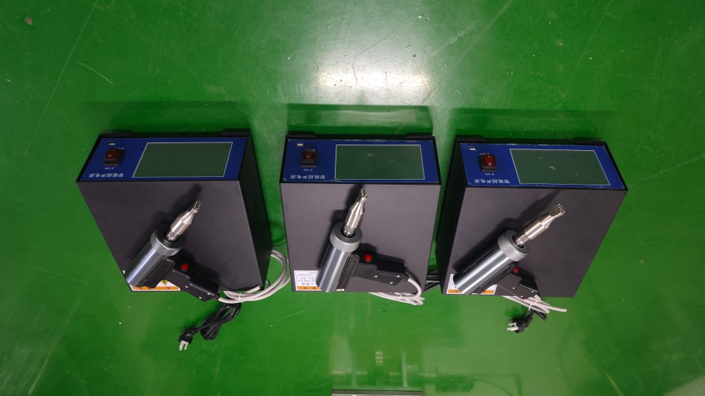 Handheld Ultrasonic Plastic Spot Welder Gun