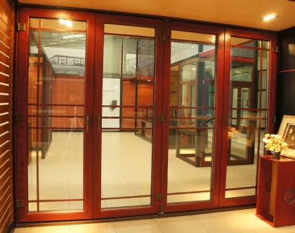 Wood and Aluminum Sliding Doors Tapy and Floding Doors