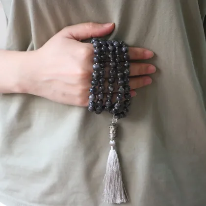 EDOTHALIA 8MM Black Labradorite Bead Mala Necklace, With Six Ture Mantra Words Pendant Necklace