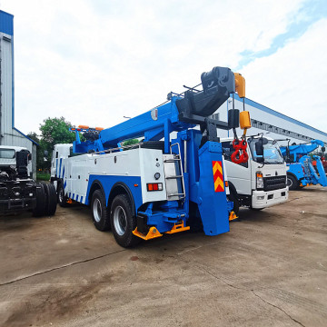 Isuzu 8x4 Heavy-Duty Tow Truck