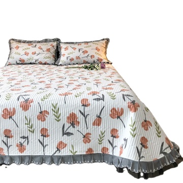 Vintage Bangali Kantha Quilt mit Mikrofaserfüllung