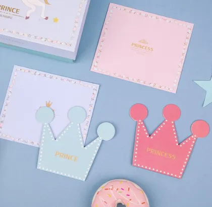 Crown shaped birthday card with envelope