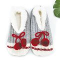 Anti -Slip -Weihnachts -Plüsch -Slipper -Socken mit Griffen