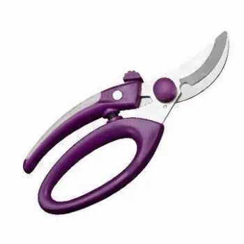 Kitchen Scissors, made of stainless steel, with plastic handle