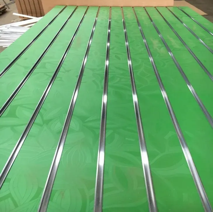 Slot Grooved MDF Board with 11 Aluminium Strips
