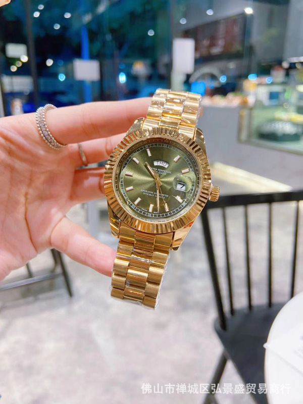 Timeless Men's Quartz Watch Classic Design