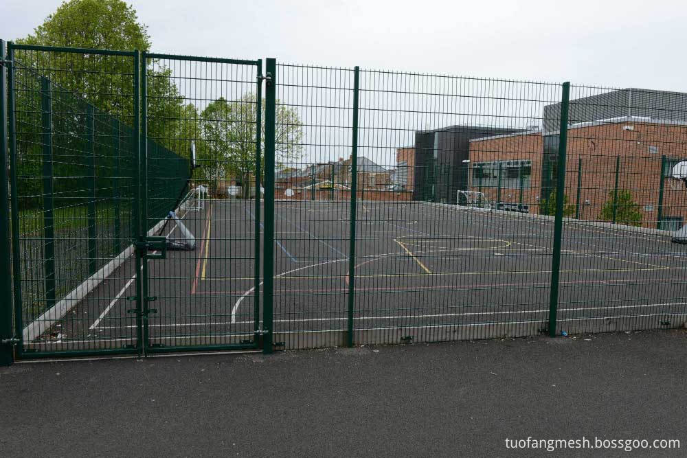 welded mesh security fencing panels