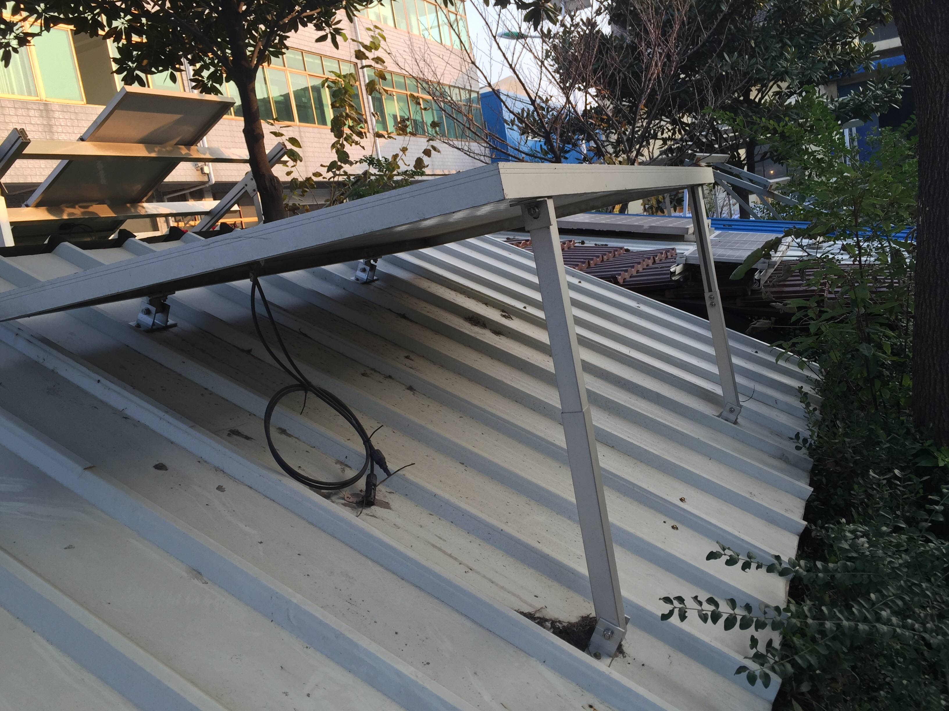 Adjustable aluminum solar PV mounting system