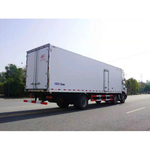 Dongfeng 3 axis refrigerator trucks cold storage truck