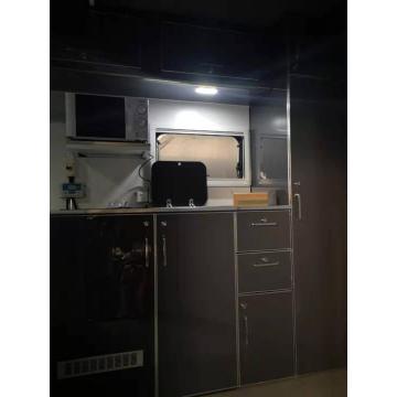 Camper Horse Float dengan Tempat Tidur Susun