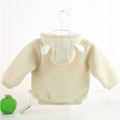 Lindo suéter de bebé con capucha para niño