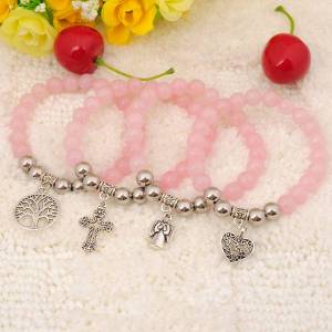 Pulsera de cuarzo rosa natural. Colgantes de aleación de piedras preciosas.