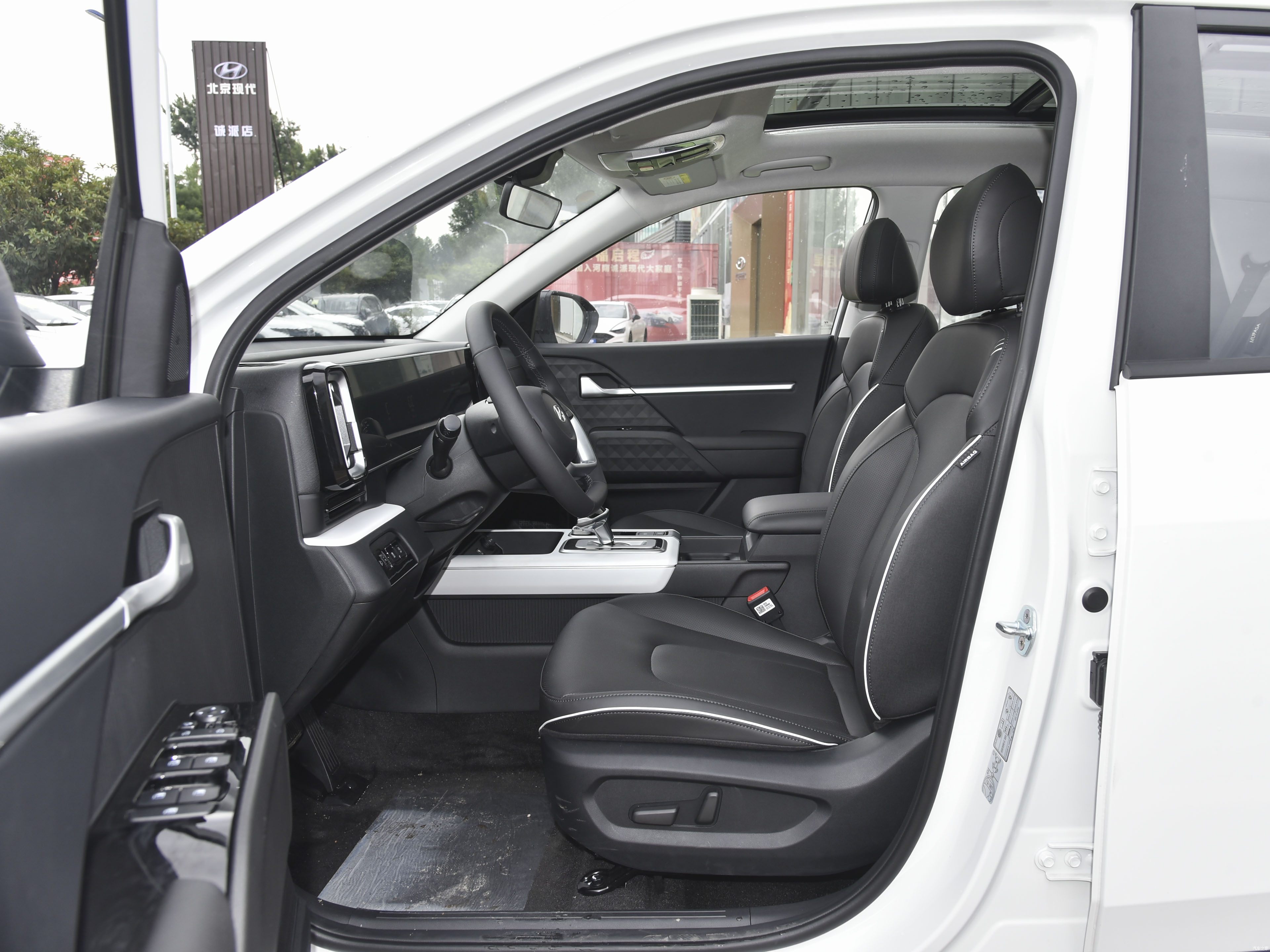 Smart Family SUV HYUNDAI MUFASA ix35