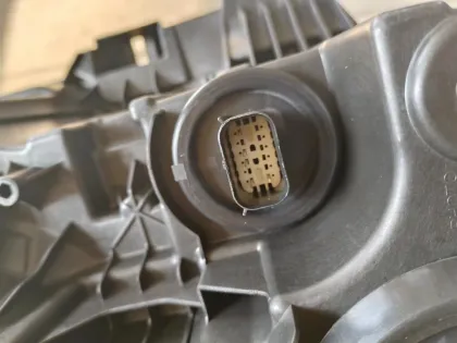 Chevrolet Silverado 1500 2022-2024 Bodykit Front Headlight with Redline LED Lamps