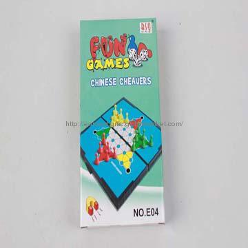 Chinese checkers can be folded(with magnetism)