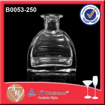 250ML Empty Aroma Bottle Spray Glass Pyramid Liquor Bottle