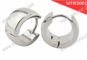 Silver tone pure titanium stud earring for woman ,beautiful titanium stud earring never out of time