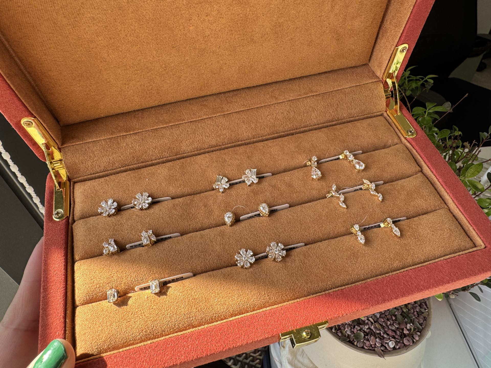 Mga trend ng alahas para sa Araw ng Ina 2026 na mga istilong brilyante na pinalaki sa lab para sa mga retailer at wholesale na mamimili