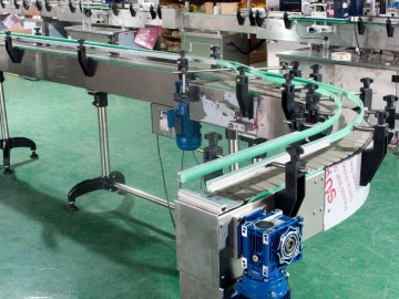 Multifunctionele curve roestvrijstalen transportband