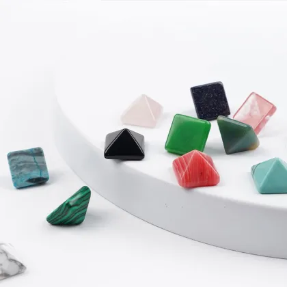 Crystal Loose 7 Chakra Reiki Mini Pyramids Organite Gemstone Clear Quartz Crystal Pyramid: Enhancing Energy and Healing