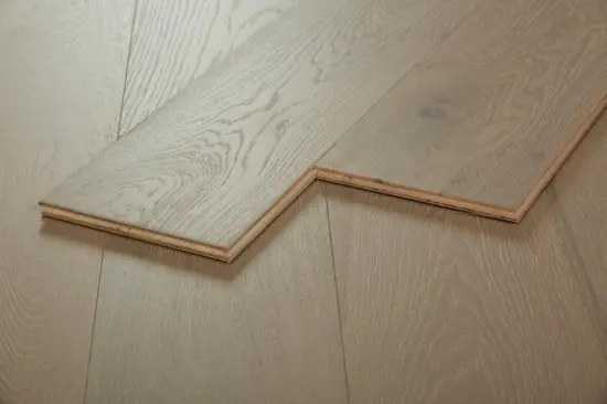 Engineered European oak wooden flooring matte gloss