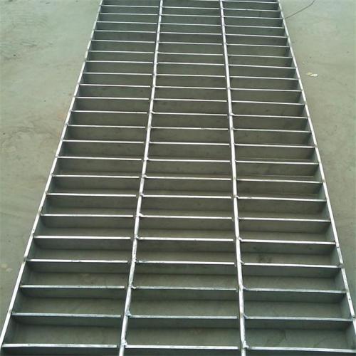 Step Steel Grating Heavy Duty Galvanized Steel Floor Grating For Mezzanine Manufactory