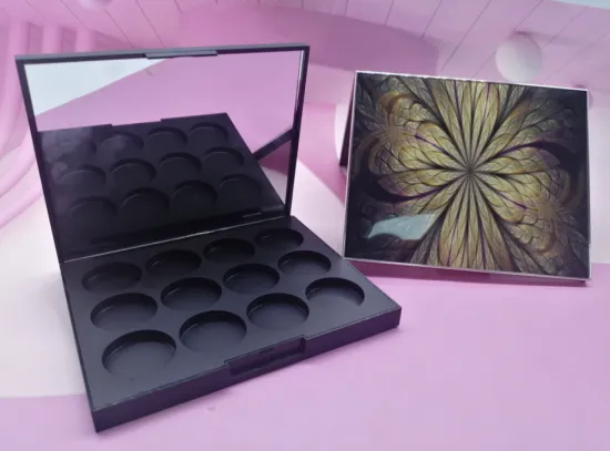 12 Color Square Eyeshadow Powder With Mirror