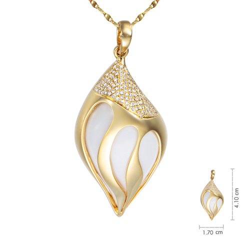 18K Gold Necklace with white agate