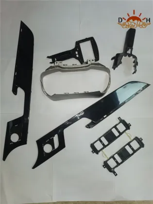 Plastic knob with insert co-injection molding