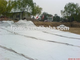 Transparent plastic poly sheeting for floor covering